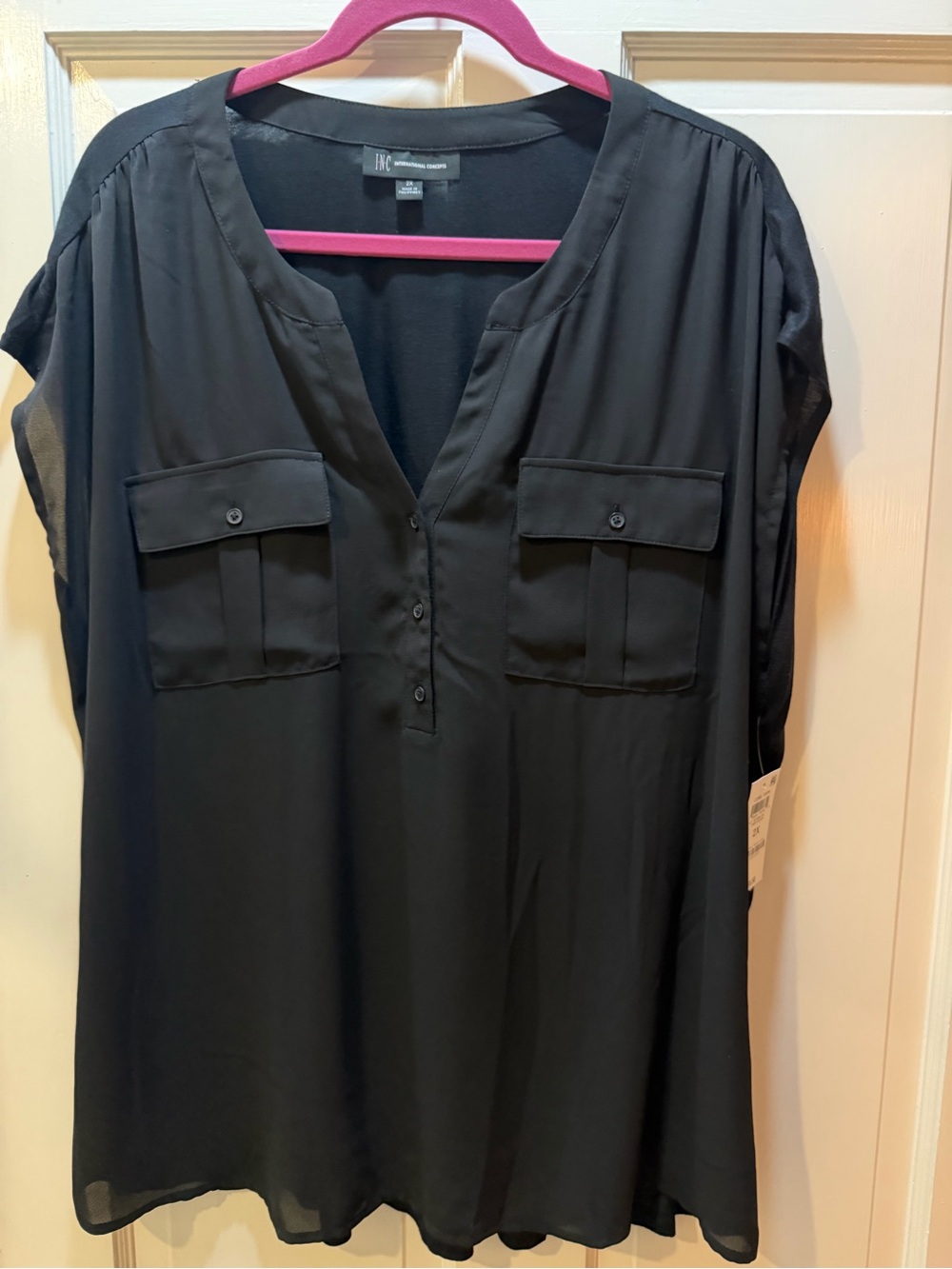 NWT INC International Concepts Split Neck Utility Blouse 2X Black